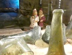 alte Weihnachtsmänner aus Ton