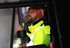 Der Fahrer der Bahn musste konzentriert ins Gleis rollen