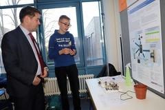 Lukas Nitsch aus Bernau ersann eine Bewässerungssteuerung.