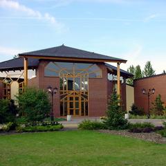 Friedhofswesen Gebäudeansicht einer Trauerhalle