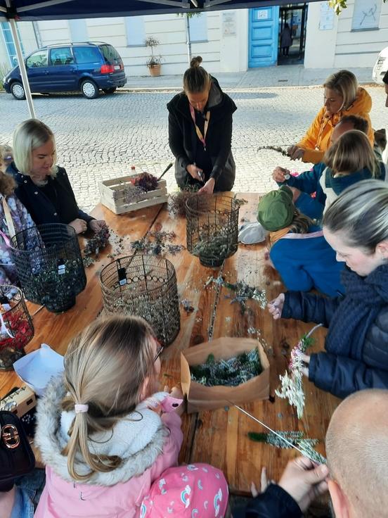 Angebote für Mädchen auf dem Altstädtischen Markt