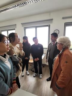 Weiter im Gespräch.