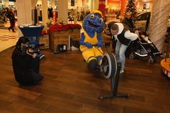 Immer sportlich aktiv: Regattastrecken-Maskottchen "Beetzi". Immer sportlich aktiv: Regattastrecken-Maskottchen "Beetzi".