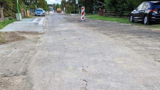 Der Buchenweg auf der "Eigenen Scholle".