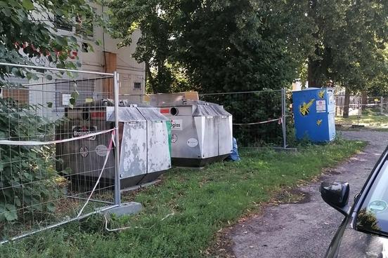 Altglascontainer müssen wegen der Straßenbaumaßnahme vorübergehend abgezogen werden