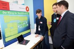 Bernauer fanden heraus wie Klänge Sprachnachrichten verschlüsseln können.