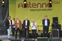 Oberbürgermeisterin Dr. Dietlind Tiemann eröffnet gemeinsam mit den Geschäftsführern der StWB und dem Vorsitzenden des Gewerbevereins (Veranstalter), Michael Kilian, das 51. Havelfest.