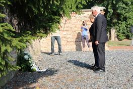 Kranzniederlegung zum Jahrestag des Beginns der "Euthanasie"-Aktion T4