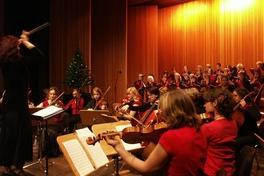 Weihnachtskonzert der Musikschule „Vicco von Bülow" zum 1. Advent