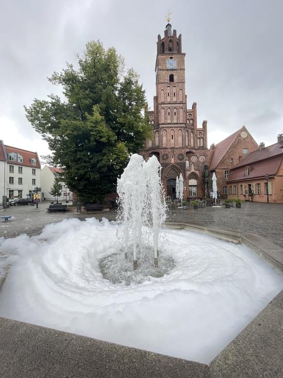 Schaumberge vor dem Rathaus