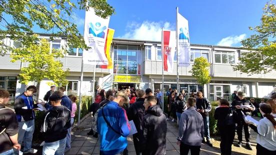 Großer Andrang beim 24. Berufemarkt Westbrandenburg.