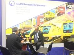 Oberbürgermeisterin Dr. Tiemann im Gespräch mit Herr Hahn, Geschäftsführer der GBM Gleisbaumechanik Brandenburg/H.