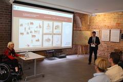 Die bedienungsfreundliche Oberfläche wird vorgestellt.