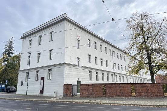 Stadtverwaltungsgebäude am Nikolaiplatz