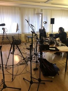 viel Technik wird für die Videodrehs benötigt