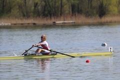 Ruderin im Endspurt