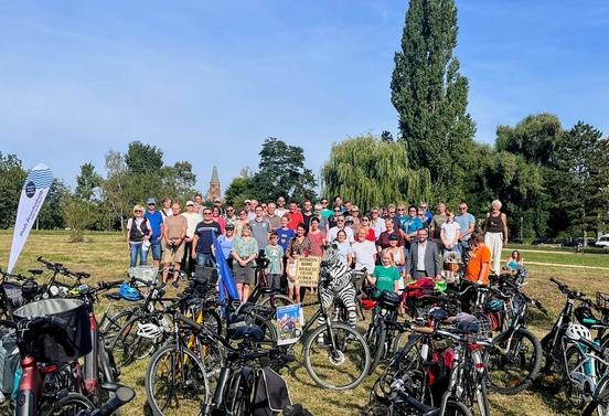 Teamfoto von Teilnehmern