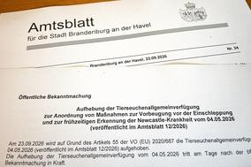 Foto von der Aufhebung der Tierseuchenallgemeinverfügung