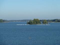 Die umgestaltete Insel Hünensteg. Die umgestaltete Insel Hünensteg.