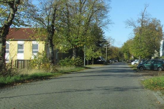Die Potsdamer Landstraße bekommt einen barrierefreien Gehweg