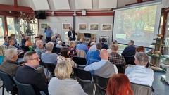 Fördervereins-Chef Oliver Windeck moderierte den Auftaktabend für "200 Jahre Krugpark".