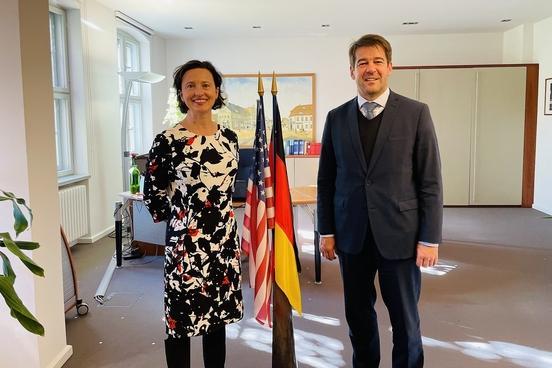 US-Botschaftsrätin zu Gast in der Havelstadt