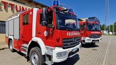 Zwei der drei neuen Tanklöschfahrzeuge