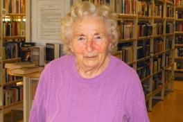 Frau Anneliese Winkelmann