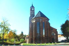 Die Einfassung des Friedgartens an der Johanniskirche ist bereits erfolgt.