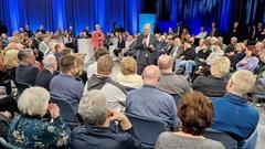 Der Bundeskanzler im Gespräch.