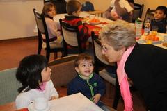 mit Ki ndern im Gespräch