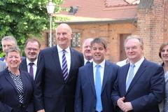 vor dem Altstädtischen Rathaus