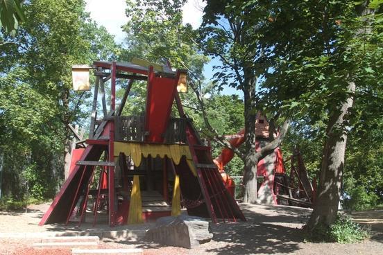 Drachenspielplatz auf dem Marienberg