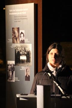 Leiterin der Gedenkstätten, Dr. Sylvia de Pasquale