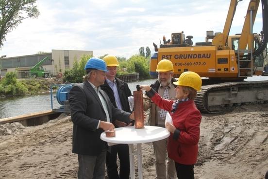 Grundsteinlegung für den Neubau der Brücken über den Stadtkanal und den Jacobsgraben in Brandenburg an der Havel