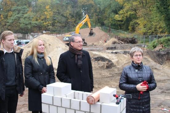 Grundstein für Seniorenresidenz in der Bergstraße gelegt