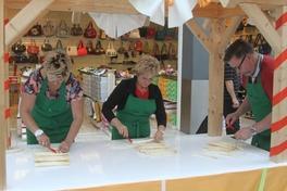 11. Spargel-Schäl-Wettbewerb