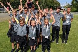 Gruppenfoto mit dem deutschen Schlauchboot-Nationalteam