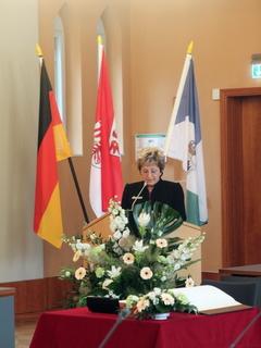 Oberbürgermeisterin Dr. Dietlind Tiemann bei ihrem Grußwort.