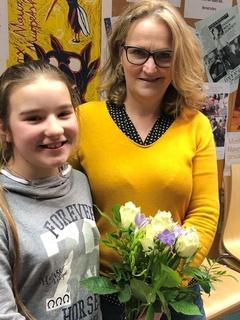 Elisabeth Zadorozhna mit ihrer Gesangslehrerin Frau Carmen Dahlke (Foto: Musikschule "Vicco von Bülow"