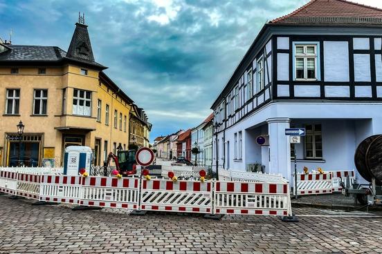 Die BRAWAG-Baustelle an der westlichen Einfahrt zur Mühlentorstraße.