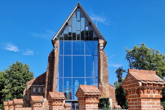 Auch die St. Johanniskirche (Johanniskirchplatz), deren Ursprünge bis ins 13. Jahrhundert zurückreichen, steht am 8. September offen.