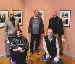 Mehr als fünf Freunde sind Dr. Jürgen David, Olaf Lamp (1. Vorsitzender Freundeskreis), Volker Heise, Dima Kaddoura und Reimar Walther! (Foto: Stadtmuseum Brandenburg an der Havel, St. Bredow)
