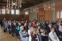 Viele Gäste und Wegbegleiter kamen zur Feierstunde in den Rolandsaal.