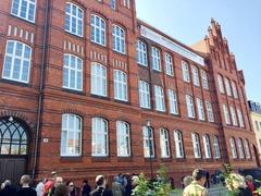 Das neue Universitätsgebäude am Nicolaiplatz