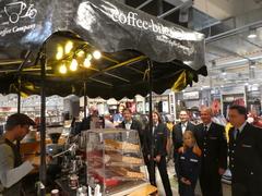 Gruppenfoto am coffee-bike.