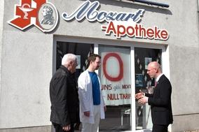 Walter Paaschen und Daniel Keip unterstützen die bundesweite Protestaktion der Apotheken.